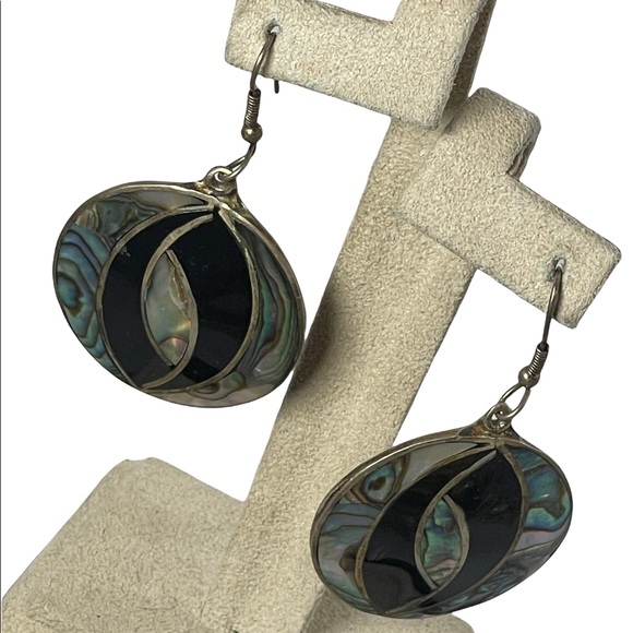 Vintage Alpaca Mexico Round dangle earrings with Abalone & black onyx finish - Picture 1 of 4